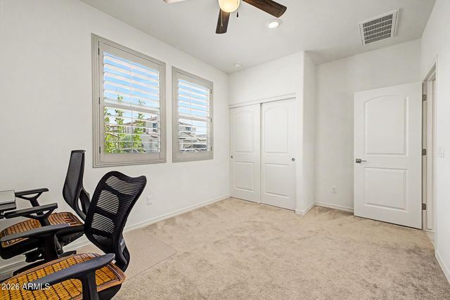 2949 E Cherry Hill Drive, Gilbert, AZ 85298