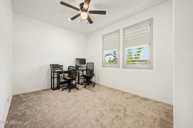 2949 E Cherry Hill Drive, Gilbert, AZ 85298