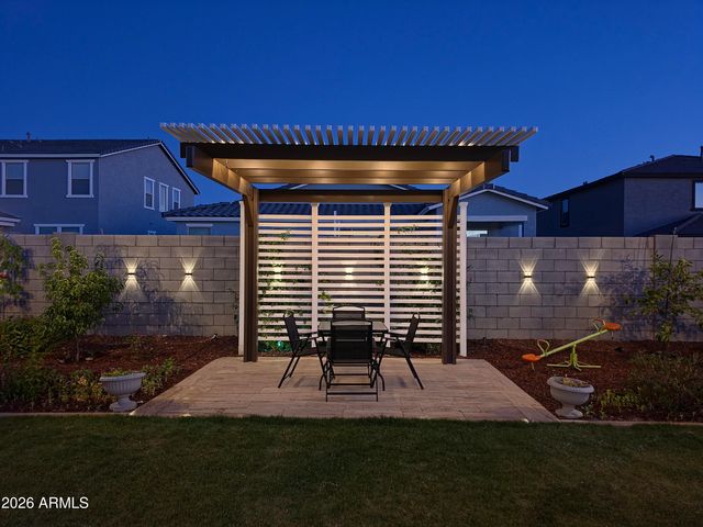 2949 E Cherry Hill Drive, Gilbert, AZ 85298