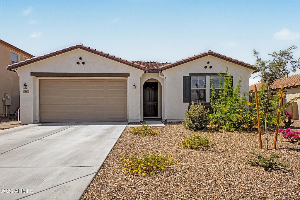 2949 E Cherry Hill Drive, Gilbert, AZ 85298