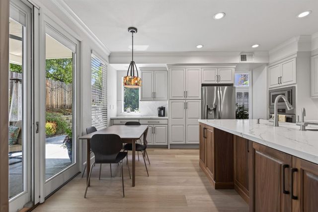 4908 Regal Ct, Rocklin, CA 95765