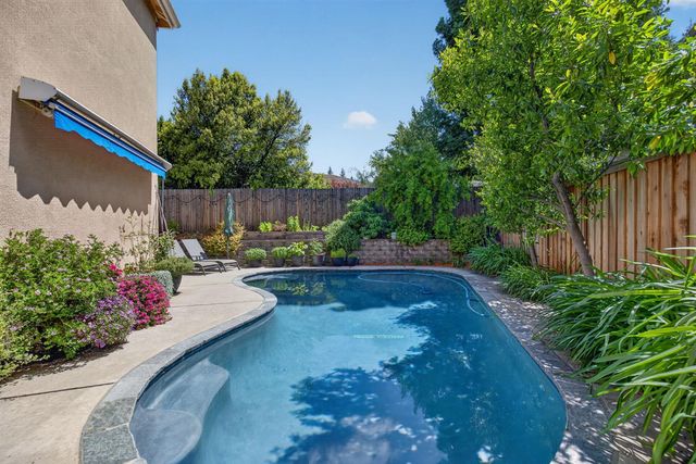 4908 Regal Ct, Rocklin, CA 95765