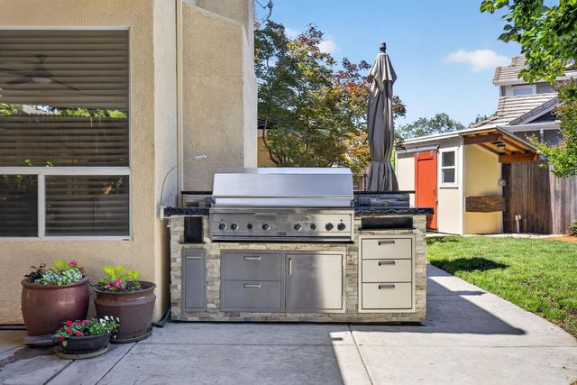 4908 Regal Ct, Rocklin, CA 95765