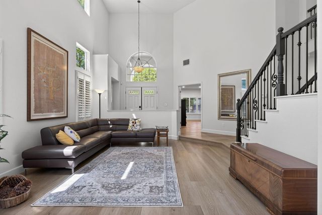 4908 Regal Ct, Rocklin, CA 95765