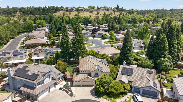 4908 Regal Ct, Rocklin, CA 95765