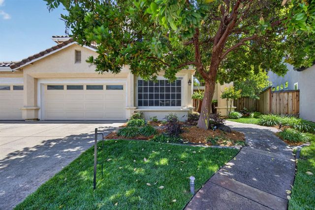 4908 Regal Ct, Rocklin, CA 95765