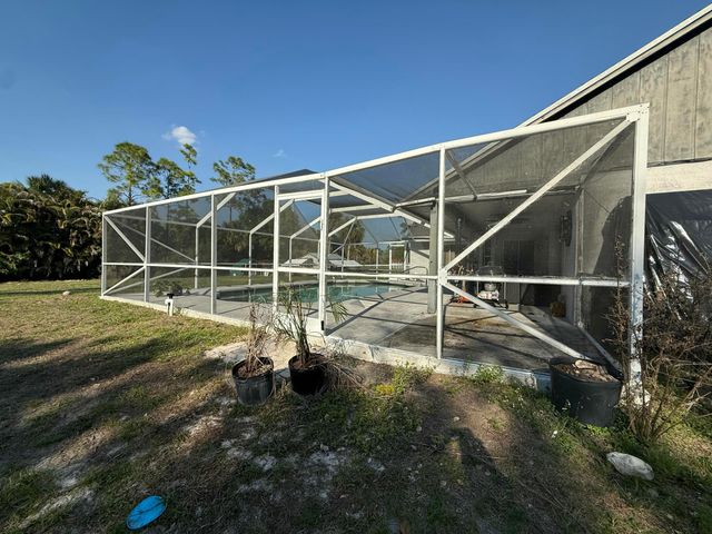 15515 N 94th St Street N, The Acreage, FL 33412