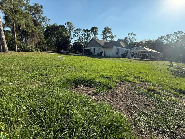 15515 N 94th St Street N, The Acreage, FL 33412