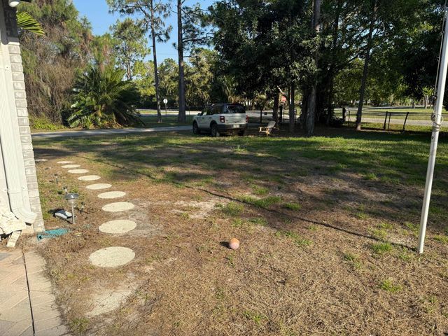 15515 N 94th St Street N, The Acreage, FL 33412