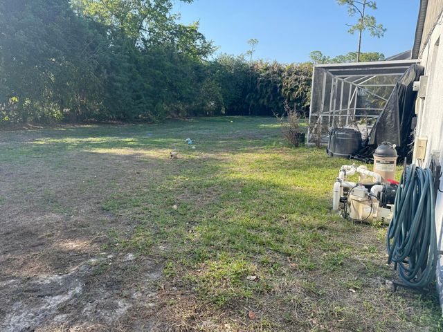 15515 N 94th St Street N, The Acreage, FL 33412