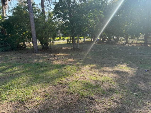 15515 N 94th St Street N, The Acreage, FL 33412