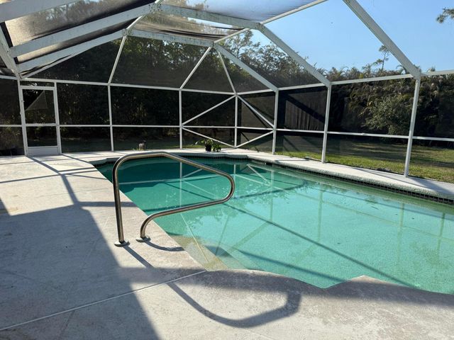 15515 N 94th St Street N, The Acreage, FL 33412