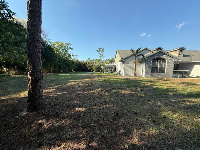 15515 N 94th St Street N, The Acreage, FL 33412