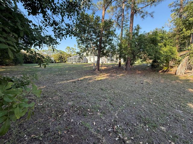 15515 N 94th St Street N, The Acreage, FL 33412