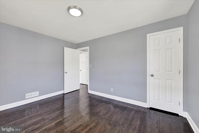 19 BELHAVEN DR, Nottingham, MD 21236