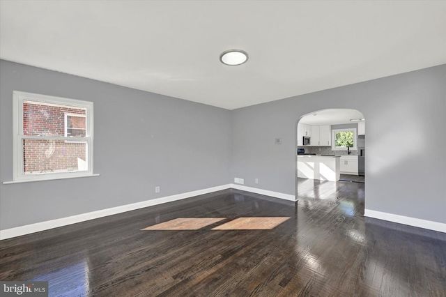 19 BELHAVEN DR, Nottingham, MD 21236