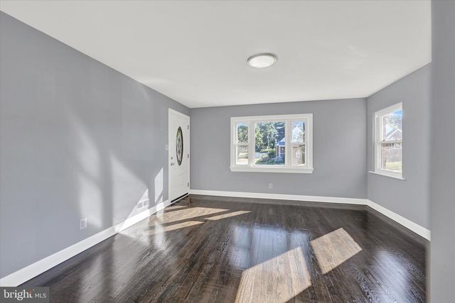 19 BELHAVEN DR, Nottingham, MD 21236