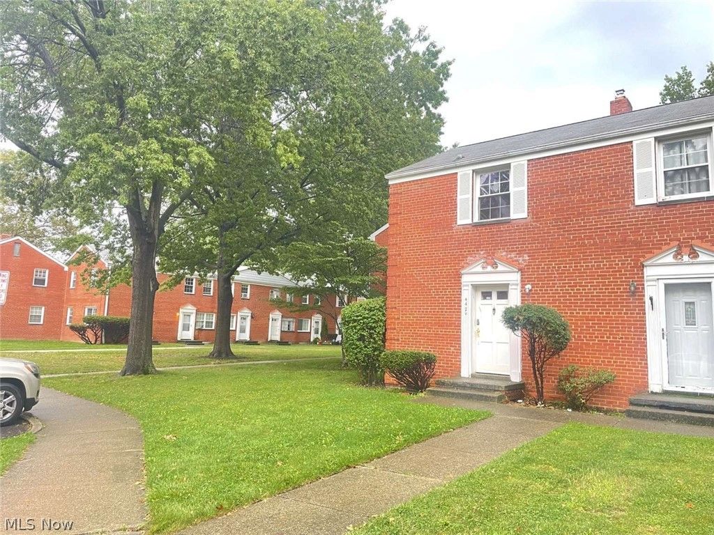 442 Clearview Drive U9, Euclid, OH 44123