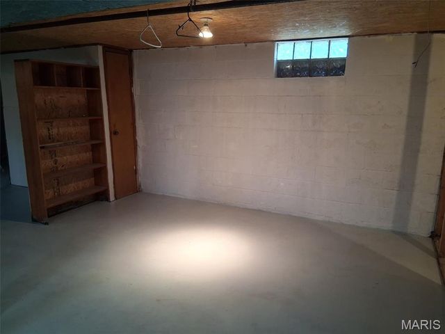 7305 Northern Avenue, Belleville, IL 62223