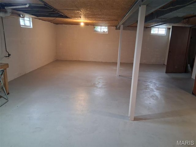 7305 Northern Avenue, Belleville, IL 62223