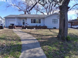 7305 Northern Avenue, Belleville, IL 62223