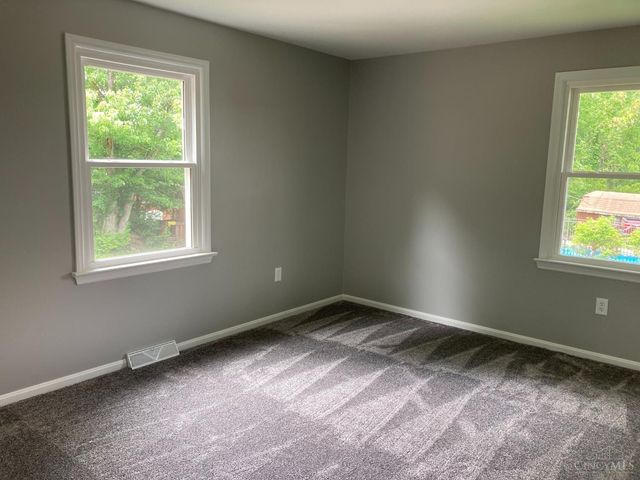 5569 Goldcrest Drive, Green Twp, OH 45238