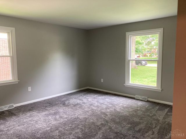 5569 Goldcrest Drive, Green Twp, OH 45238