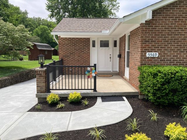 5569 Goldcrest Drive, Green Twp, OH 45238