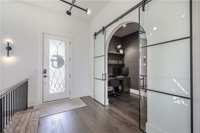 8512 N Booth Avenue, Kansas City, MO 64157