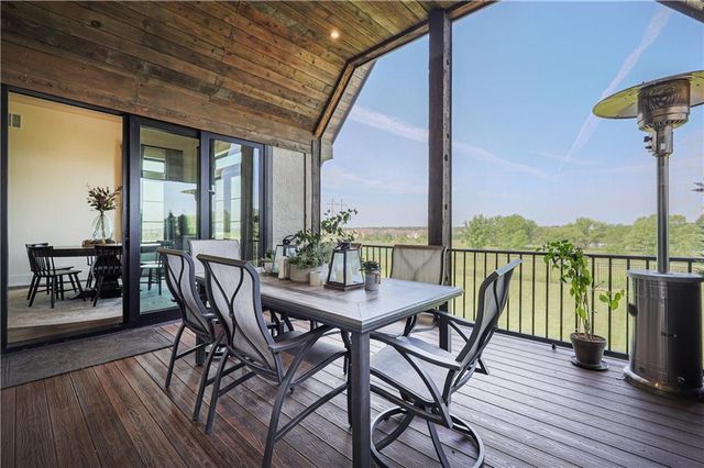 8512 N Booth Avenue, Kansas City, MO 64157