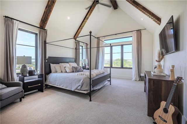 8512 N Booth Avenue, Kansas City, MO 64157