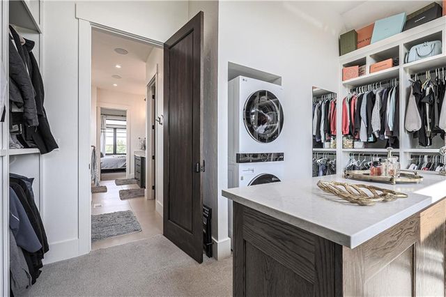 8512 N Booth Avenue, Kansas City, MO 64157