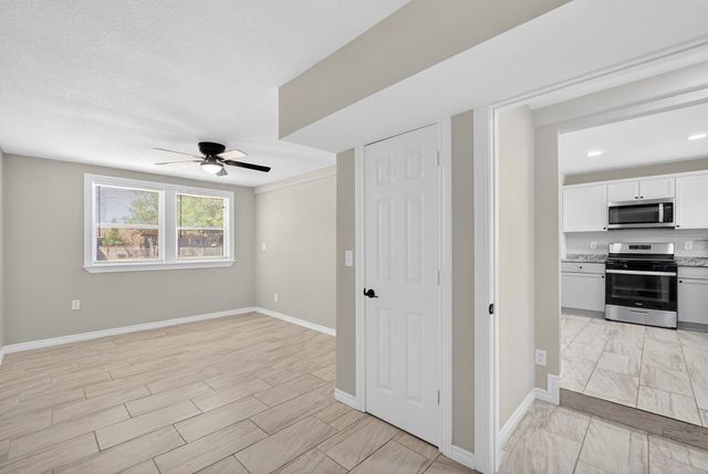 4005 Pleasant Dr, Midland, TX 79703