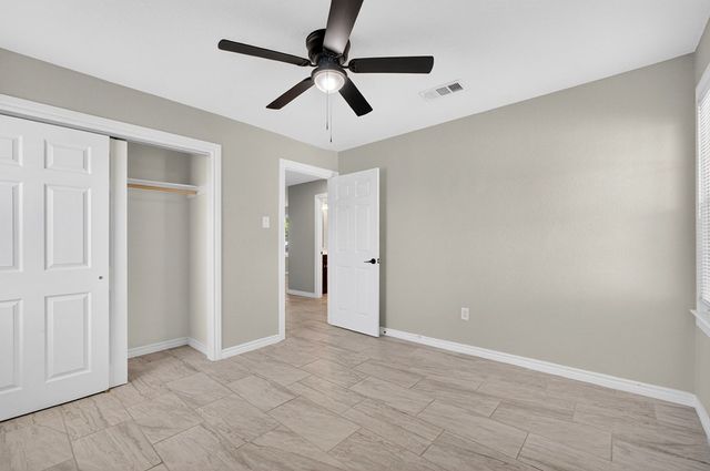 4005 Pleasant Dr, Midland, TX 79703