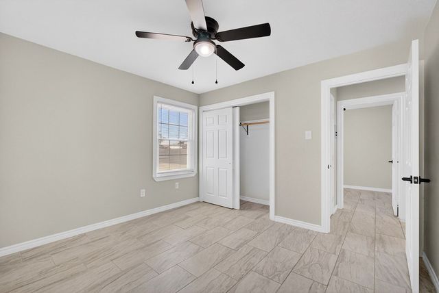 4005 Pleasant Dr, Midland, TX 79703