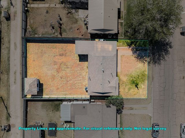 4005 Pleasant Dr, Midland, TX 79703