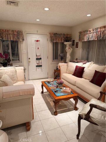 444 W Buckthorn, Inglewood, CA 90301