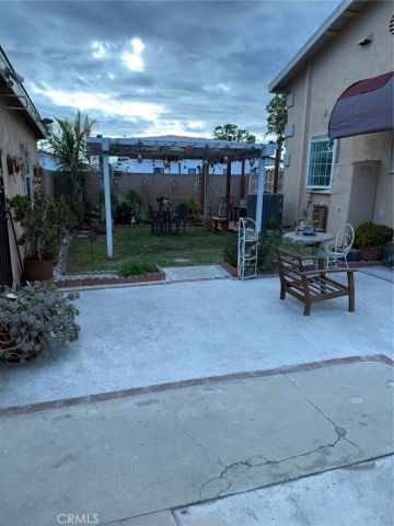 444 W Buckthorn, Inglewood, CA 90301