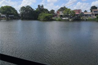 1335 W 68th St 106, Hialeah, FL 33014