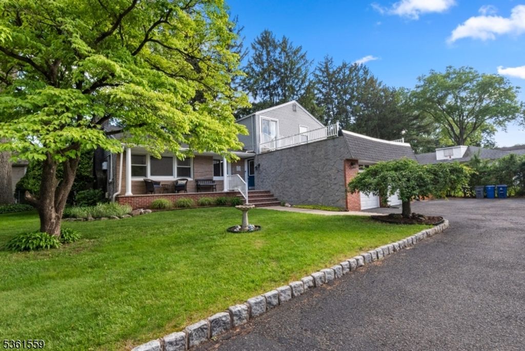 67 S 18Th St, Kenilworth Boro, NJ 07033