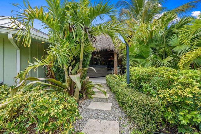 4330 SW Thistle Terrace, Palm City, FL 34990