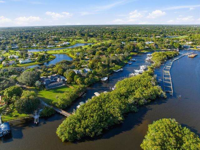 4330 SW Thistle Terrace, Palm City, FL 34990