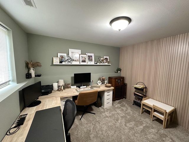 3238 ISAAC LANE, Oshkosh, WI 54902