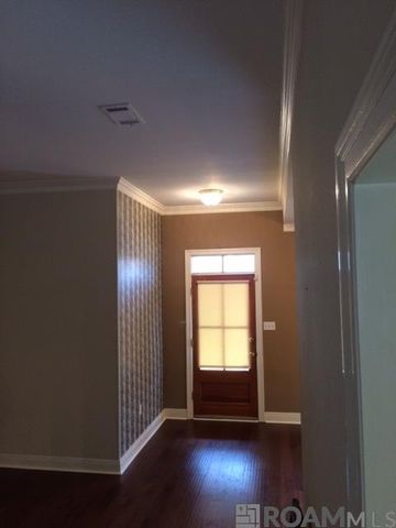 3948 Preakness Dr, Baton Rouge, LA 70816