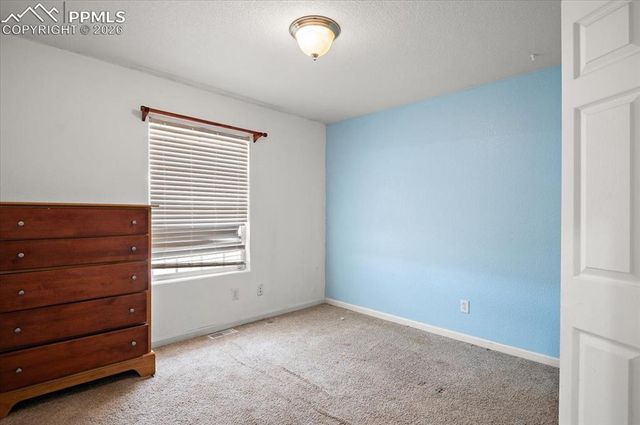 1313 N Blue Lake Lane, Pueblo, CO 81007