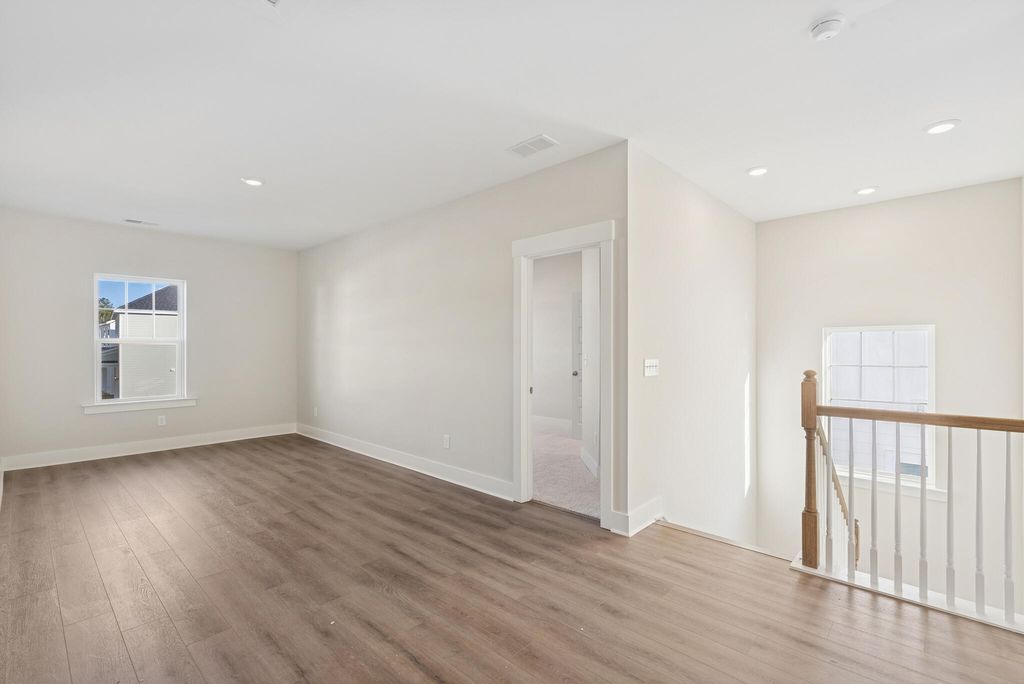 Image 17 of property listing at 400 Brightside Trail, Summerville, SC 29486