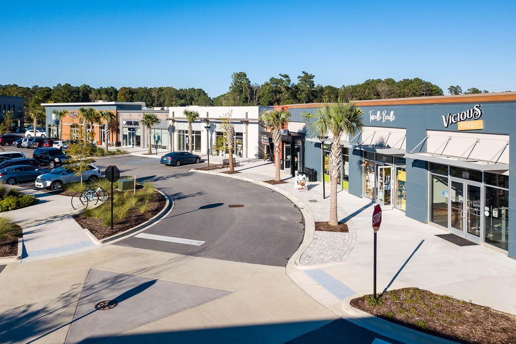 Image 44 of property listing at 400 Brightside Trail, Summerville, SC 29486