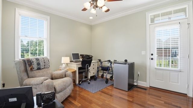 102 Highpoint Blvd, Tullahoma, TN 37388