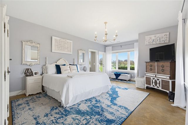 16000 Peterson Road, Gentry, AR 72734