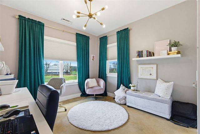 16000 Peterson Road, Gentry, AR 72734